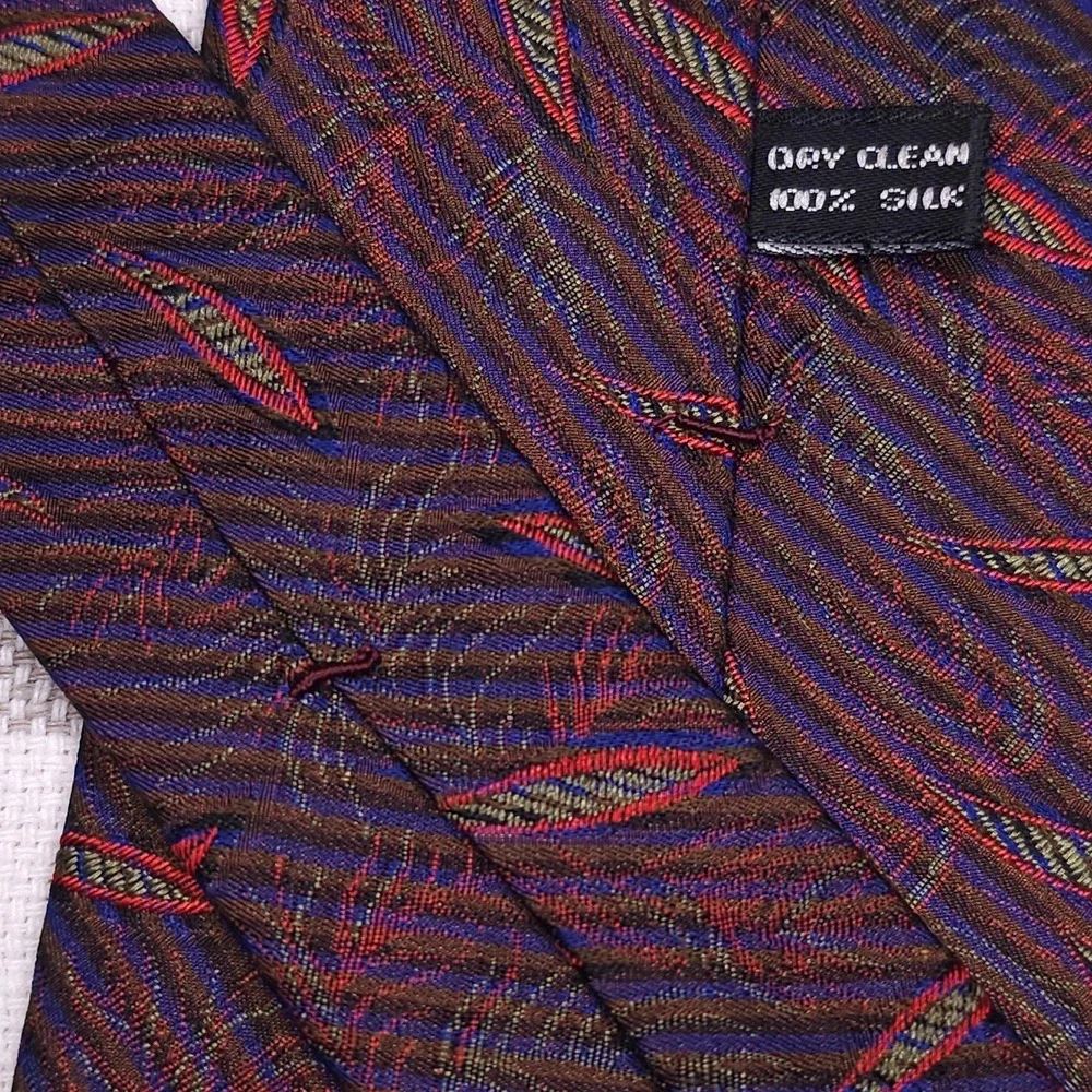 Vintage 80s Gianni Versace Silk Tie Mens Red Jacquard Abstract Pattern Designer
